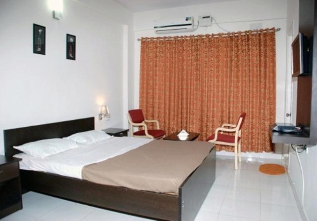 Maple Inn Budget Hotel Bengaluru Szoba fotó